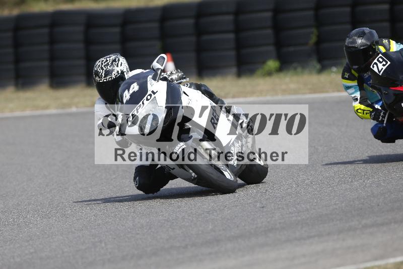 /37 09.08.2026  Pluess Motosport ADR/Einsteiger/44